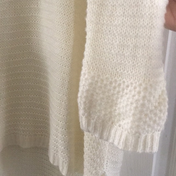 H&M Cable knit Sweater L - Picture 2 of 4